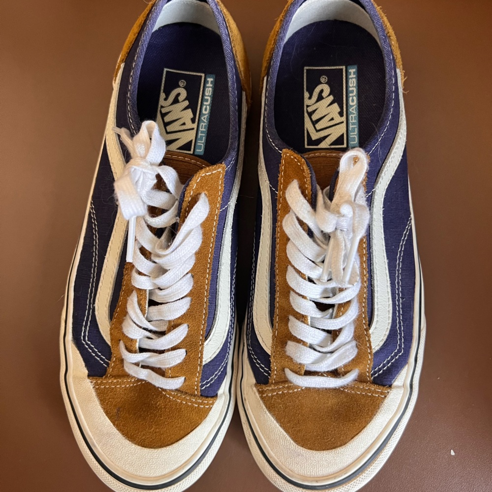 Ultra Cush Retro colored VANS